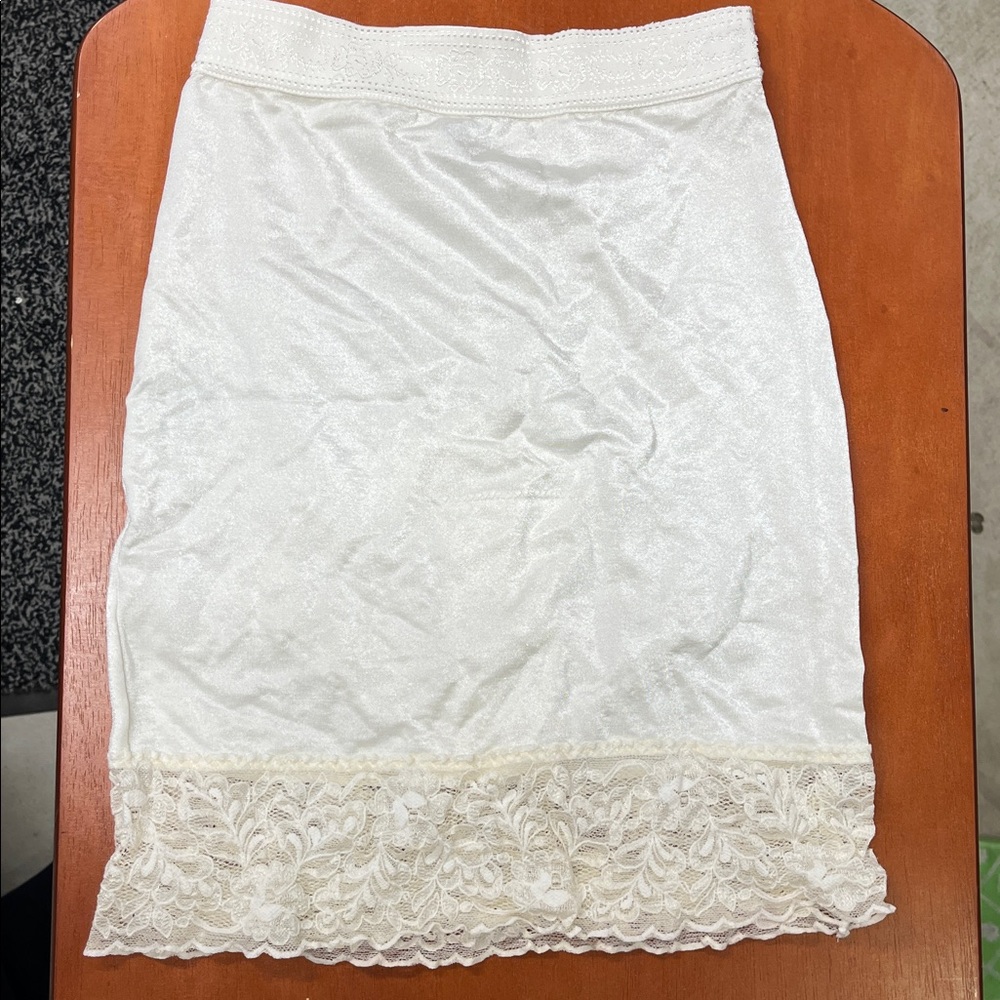 Vintage Flexees M ivory shapewear shaper slimmer panty satin lacy slip skirt